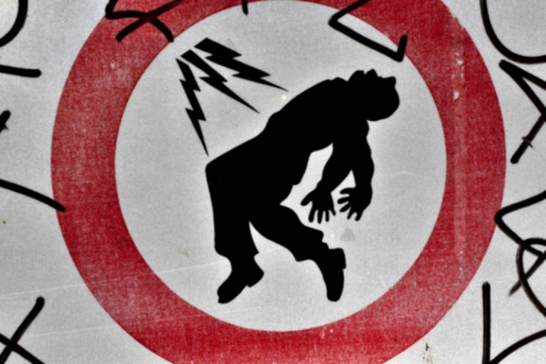 Electrocution Hazard Sign